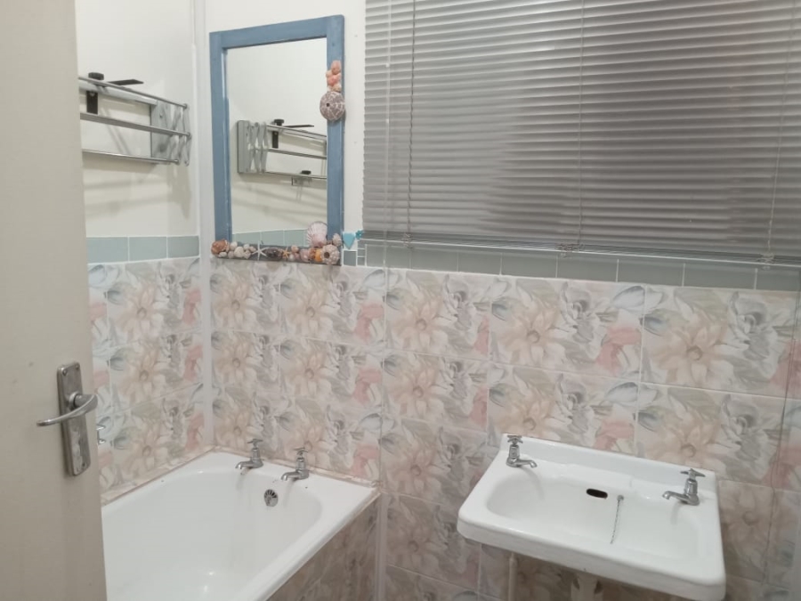 6 Bedroom Property for Sale in Gariepdam Free State